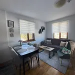 Mountain View Lux