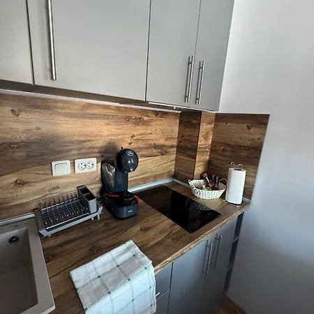 Mountain View Lux